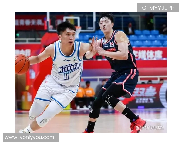 武汉网球队以76分领跑精英赛积分榜展现强劲实力